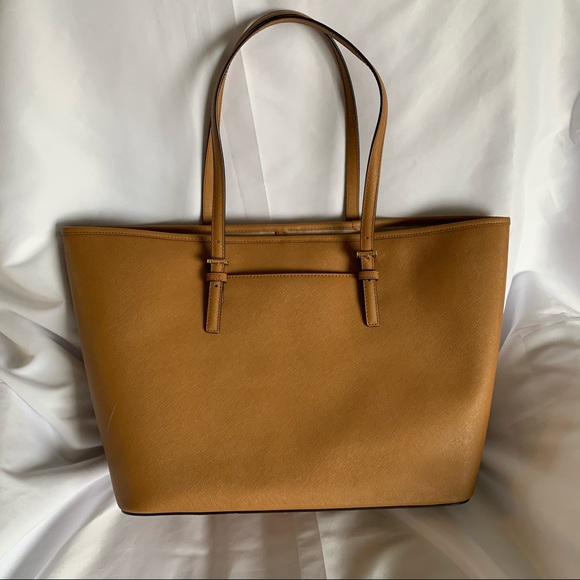 Large Oversized Michael Kors Tan Tote Bag - Picture 3 of 11